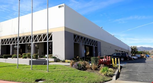 San Fernando Business Center