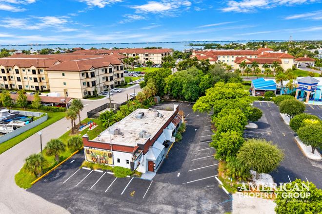 US-41 Freestanding Restaurant / Retail Opportunity