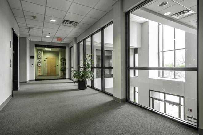 Executive Park -  Office and Medical for Lease - St. Matthews