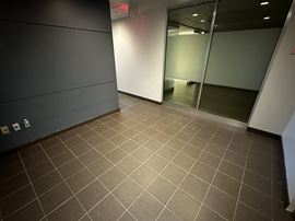 7593 SF Suite 630 Professional Office Space Available in Pittsburgh, PA 15220