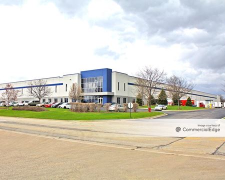 Industrial space for Rent at 700 Gateway Drive in Bolingbrook