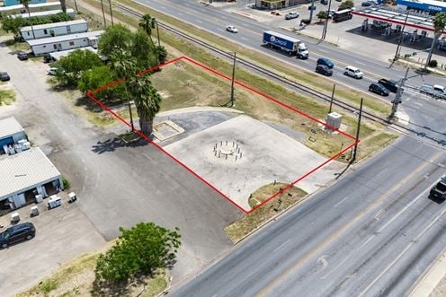 Prime Commercial Corner – High Visibility Opportunity