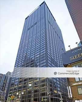 Paramount Plaza