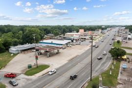 401 N Timberland Dr