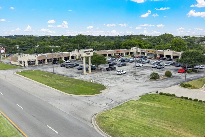 8810 W Highway 84