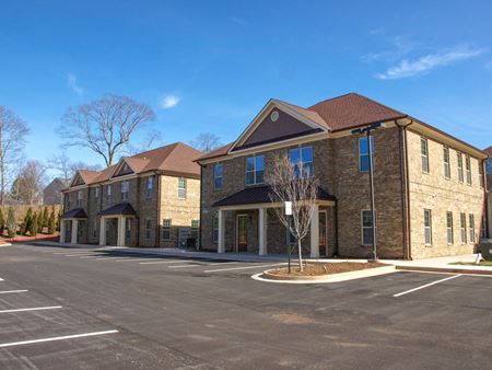 Wade Green Commons | Professional Office Park | ± 1,230 - 4,892 SF - Kennesaw