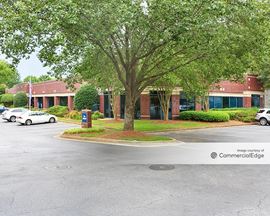Woodside Center - Buildings 200 & 300