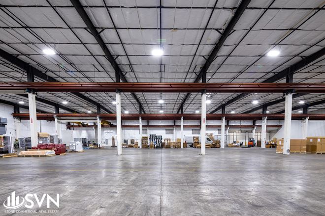 Functional Midsize Industrial Space For Sublease - 34,163 SF