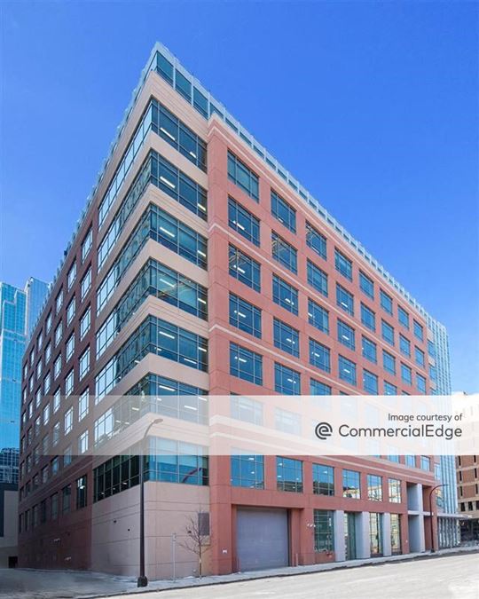 Xcel Energy Corporate Headquarters - 401 Nicollet Mall | Office Building