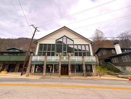 Retail space for Sale at 390 Main St in Chimney Rock