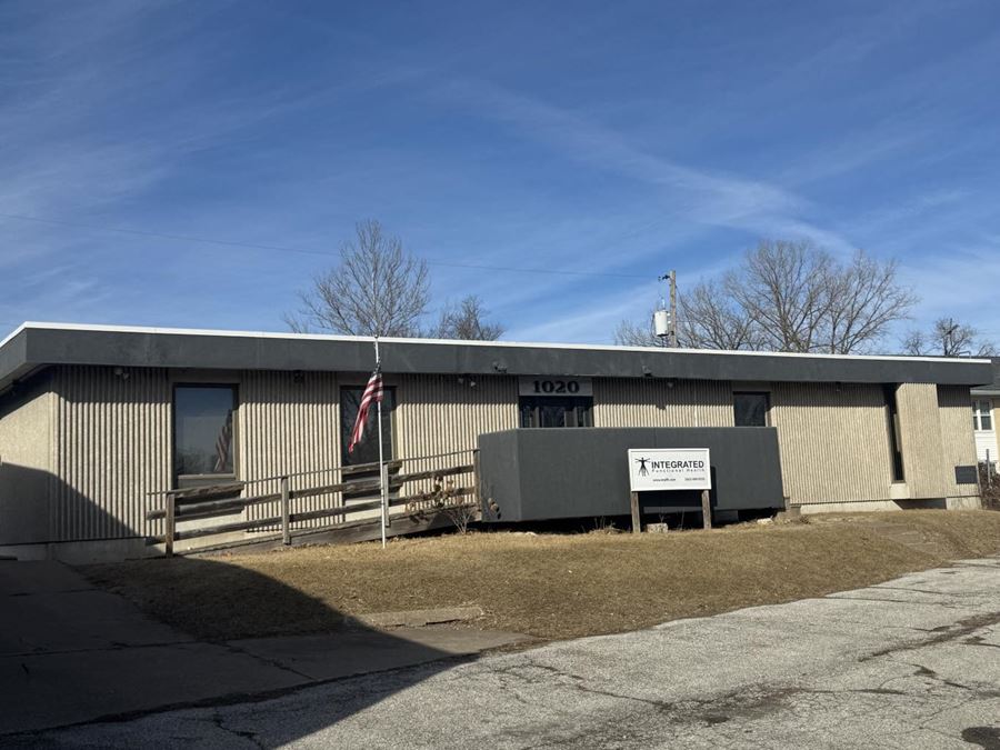 1020 Lincoln Rd, Lease