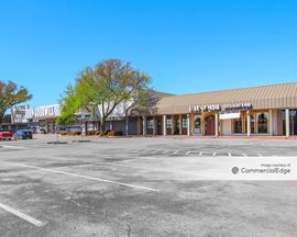 Northwood Plaza