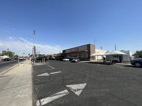 Retail Space Available on SWC of Clinton/Cedar in Fresno, CA