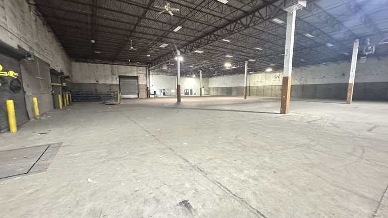 Steelton Office / Warehouse