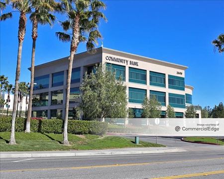 Office space for Rent at 28470 Avenue Stanford in Valencia