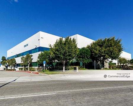 Commercial space for Rent at 2601 Camino Del Sol in Oxnard