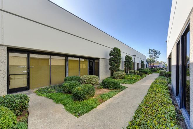 La Mirada Centers