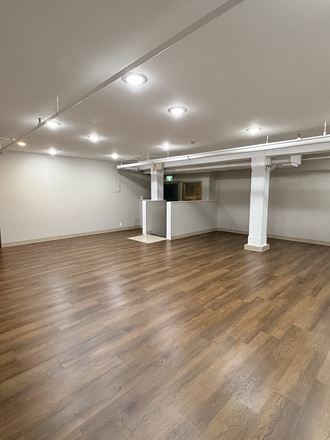 733 Johnson Street (116)