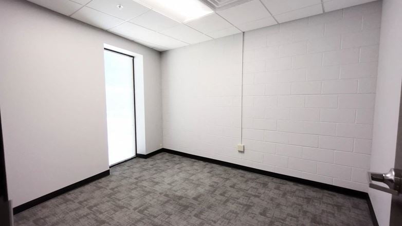 Centre at 501 Suite B