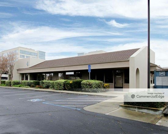 Garrett Business Center