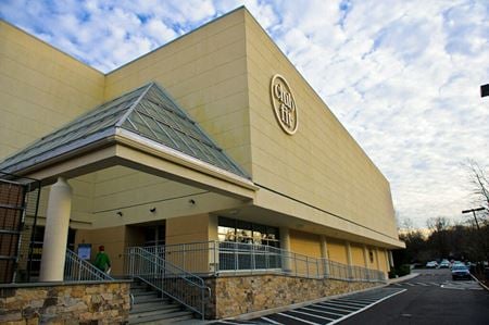 Retail space for Rent at 584 N State Rd in Briarcliff Manor