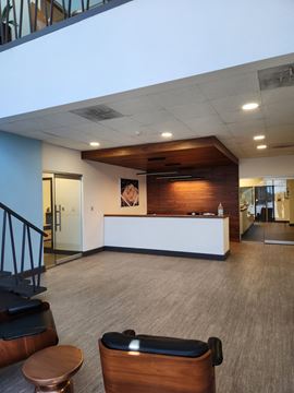 EXECUTIVE SUITES W/CUBICLE OPTIONS