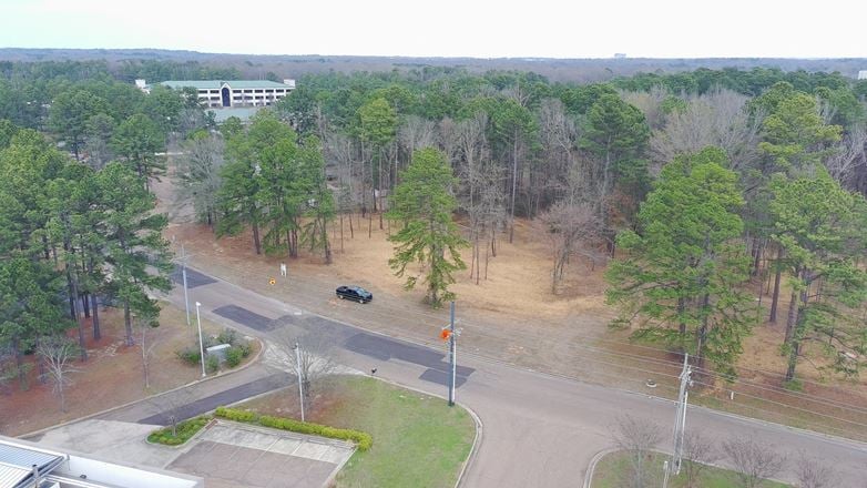Commercial - Highland Colony Parkway