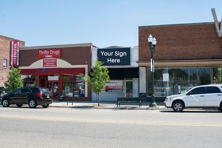 Photo of commercial space at 138 N Saginaw in Pontiac