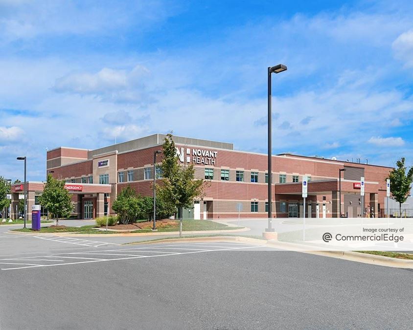 6915 Village Medical Circle, Clemmons, NC Office Building