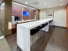 Regus - PNC Center