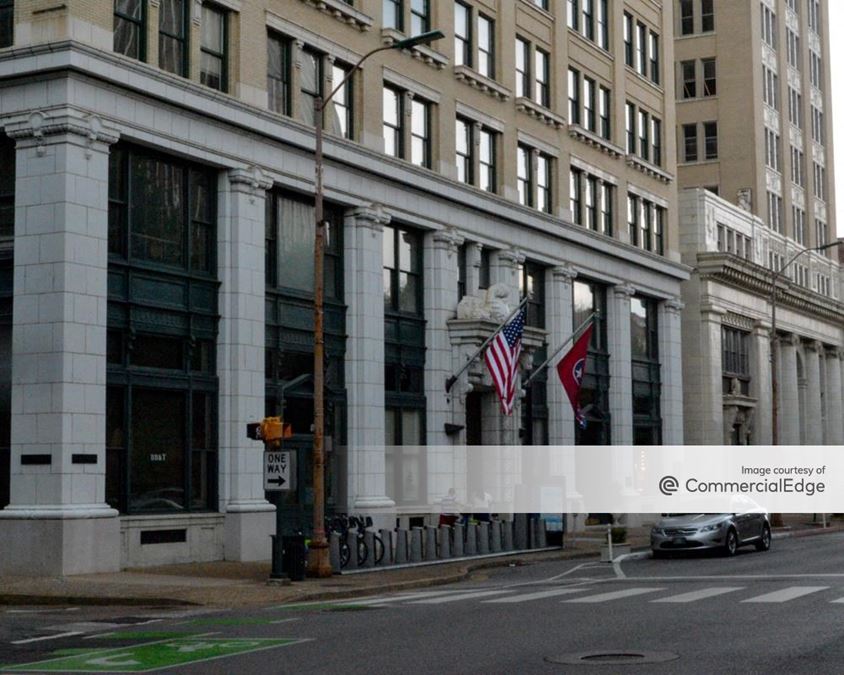 735 Broad Street, Chattanooga, TN 37402