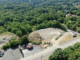 1047 Perry Hwy