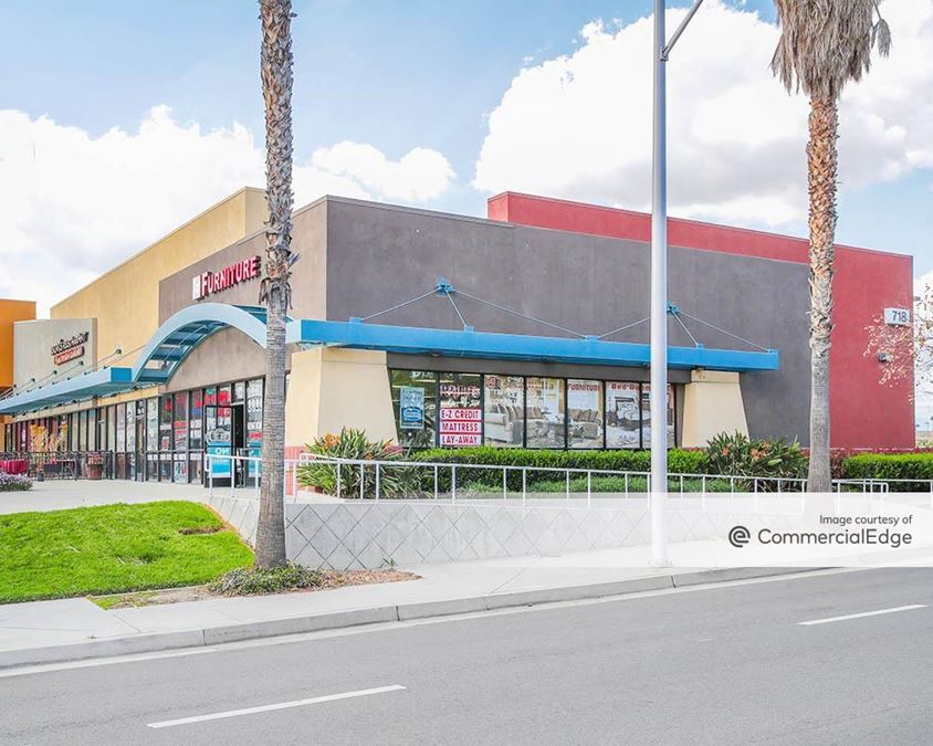 North Main Plaza 712 North Main Street, Corona, CA CommercialSearch
