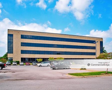 Photo of commercial space at 8701 North MoPac Expwy in Austin