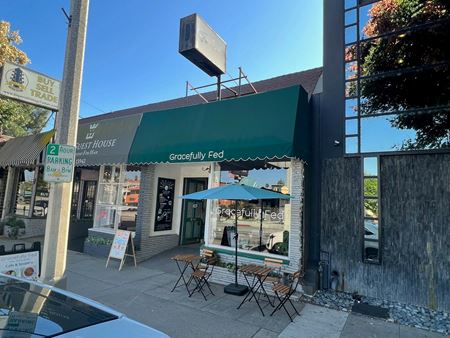 Retail space for Rent at 13944 Ventura Boulevard in Los Angeles