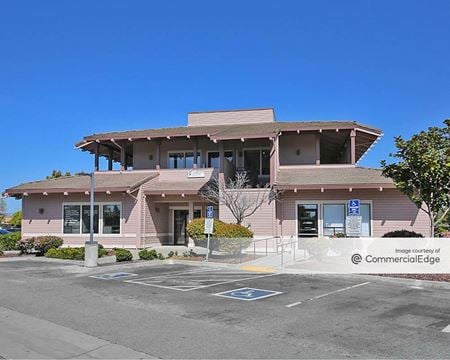 Gateway Business Center - Santa Cruz