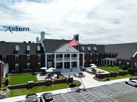 Photo of commercial space at 3250-3256 University Drive in Auburn Hills