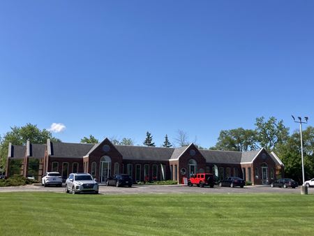 Office space for Sale at 1455 W. Oak St. in Zionsville