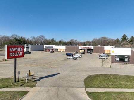 Retail space for Rent at 234-256 Gratiot Ave in Mount Clemens