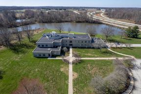 5775 E Moyer Dr