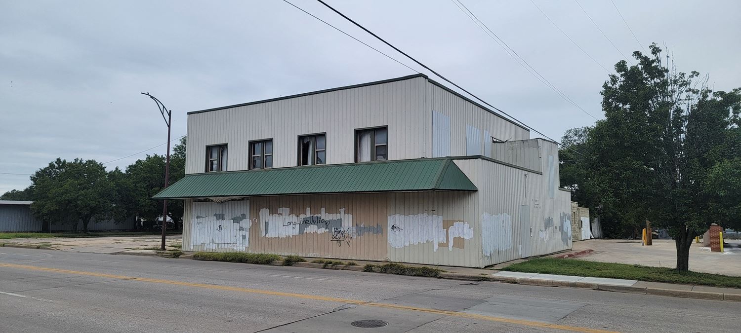 HARRY & WASHINGTON REDEVELOPMENT OPPORTUNITY