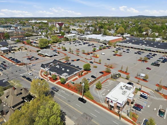 Nashua, NH - 300 Main Street Marketplace