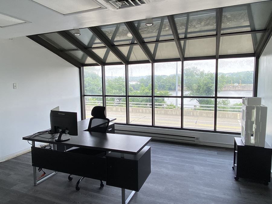 22,500 SF Warehouse Space | Pittsburgh