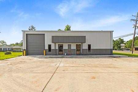Industrial space for Rent at 7031 Texas 75 in Huntsville