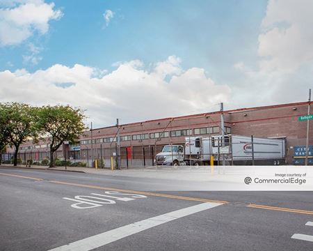 Industrial space for Rent at 1701 Bathgate Avenue in Bronx