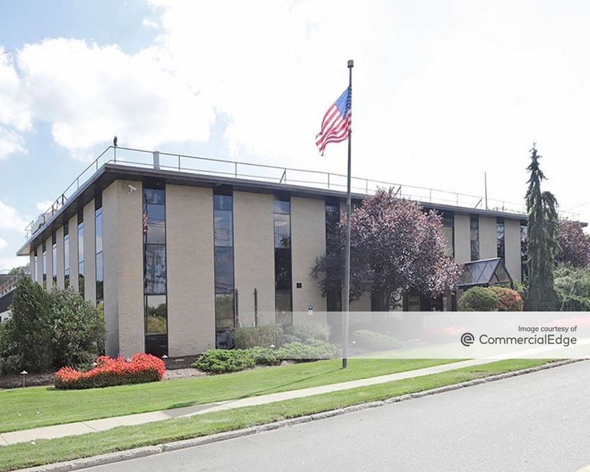 500 Willow Tree Road, Leonia, NJ Industrial Building