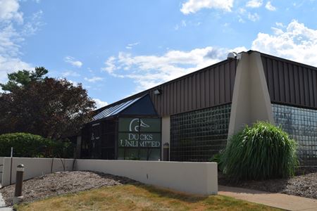 Commercial space for Rent at 7322 Newman Boulevard in Dexter