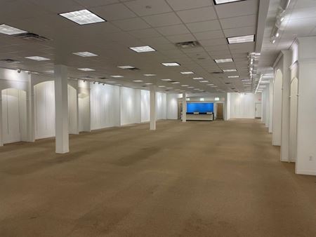 0146     Space Photo Gallery 8