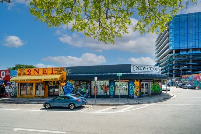 2520 NW 5th Ave