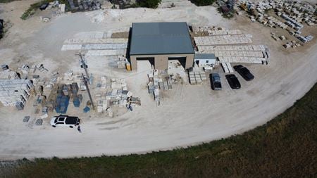 Photo of commercial space at 450 Private Road 917 in Georgetown